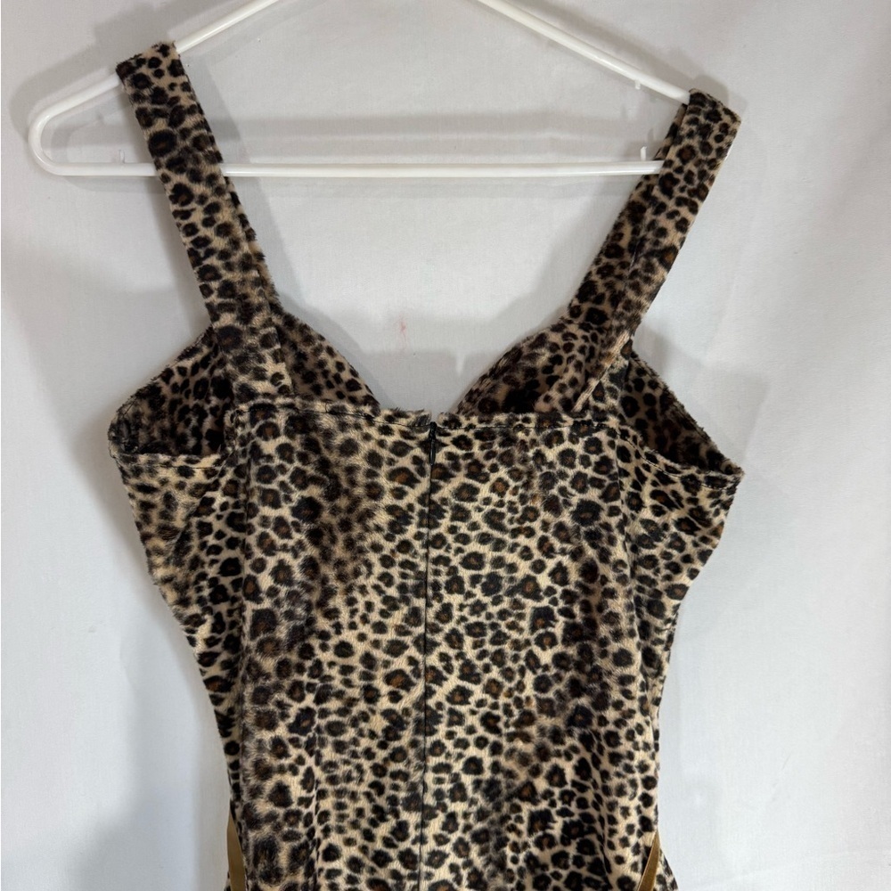 Halloween Women’s Costume leopard Dress Cave Woman Size S - Picture 9 of 10